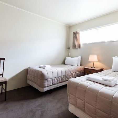Colonial Court Motor Inn Tauranga Dış mekan fotoğraf