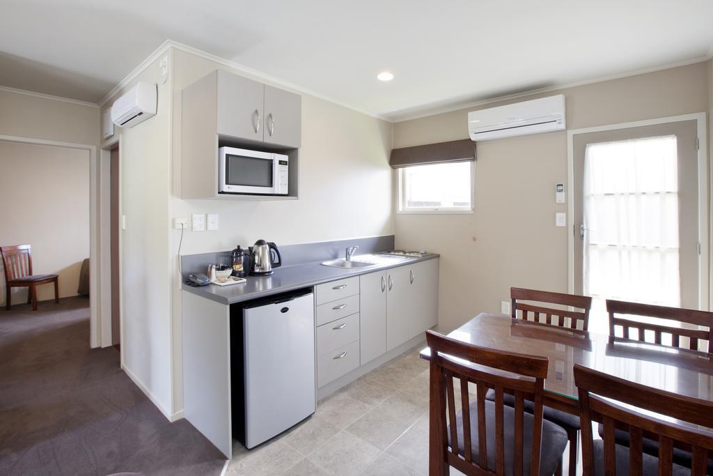 Colonial Court Motor Inn Tauranga Oda fotoğraf