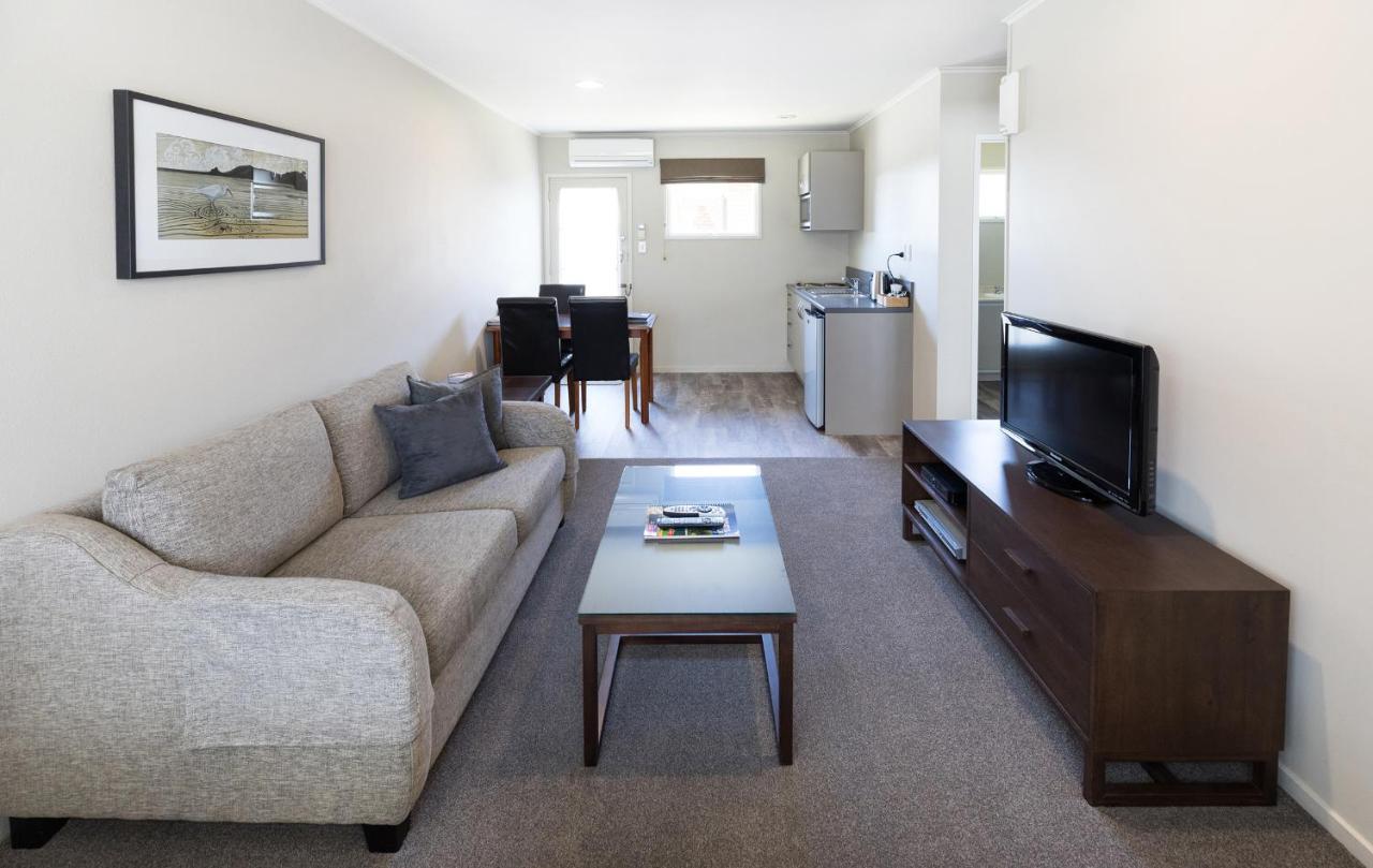 Colonial Court Motor Inn Tauranga Dış mekan fotoğraf
