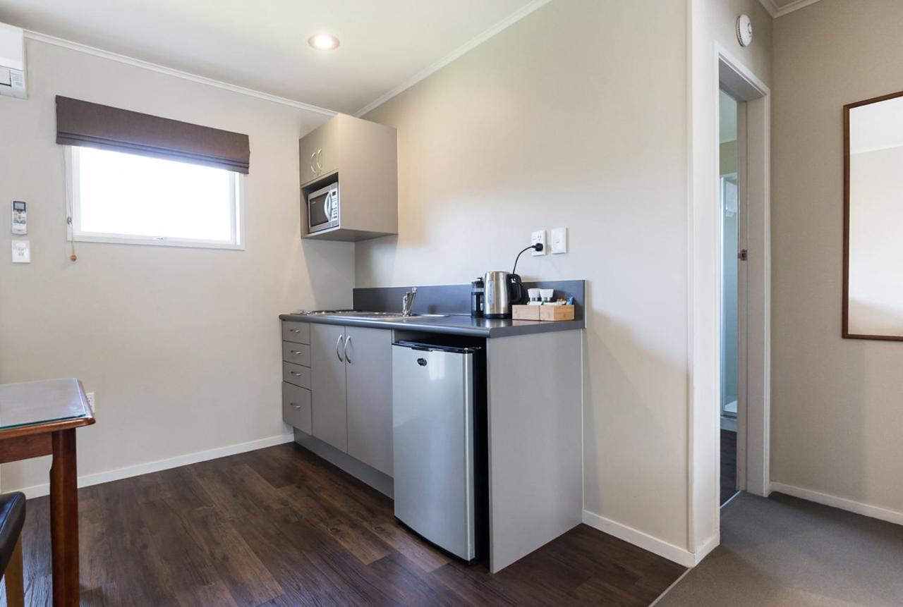 Colonial Court Motor Inn Tauranga Dış mekan fotoğraf