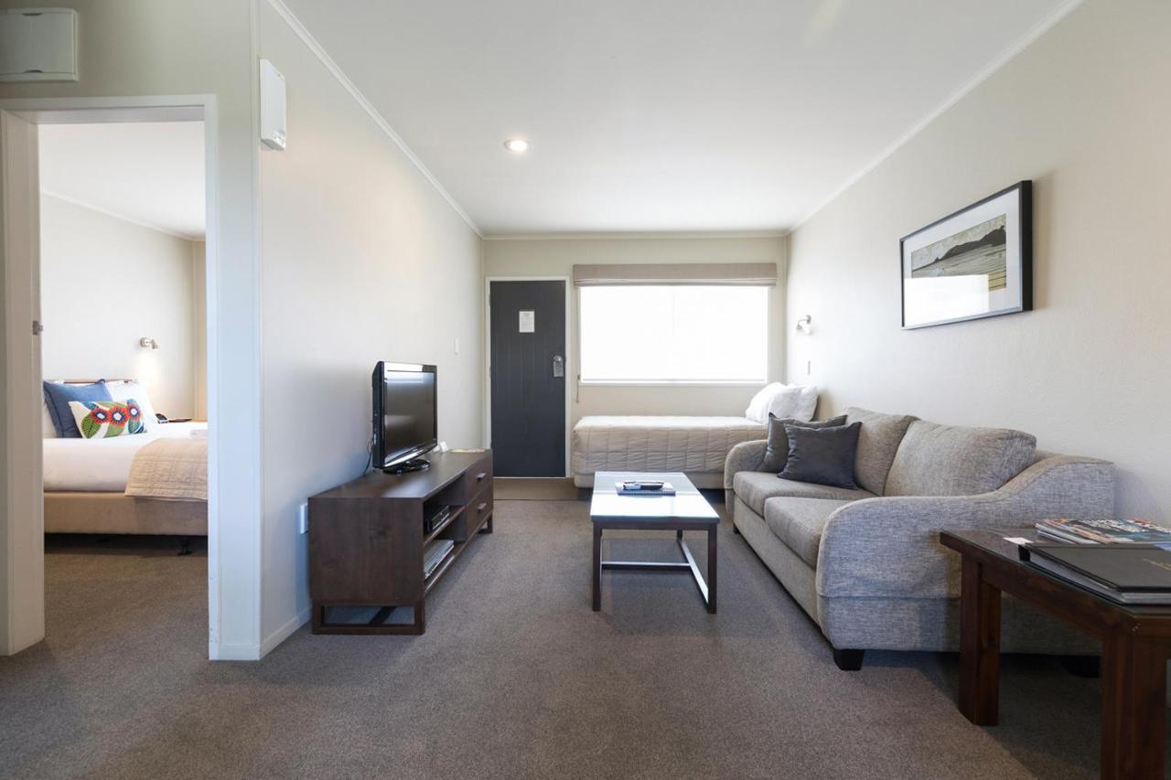 Colonial Court Motor Inn Tauranga Dış mekan fotoğraf